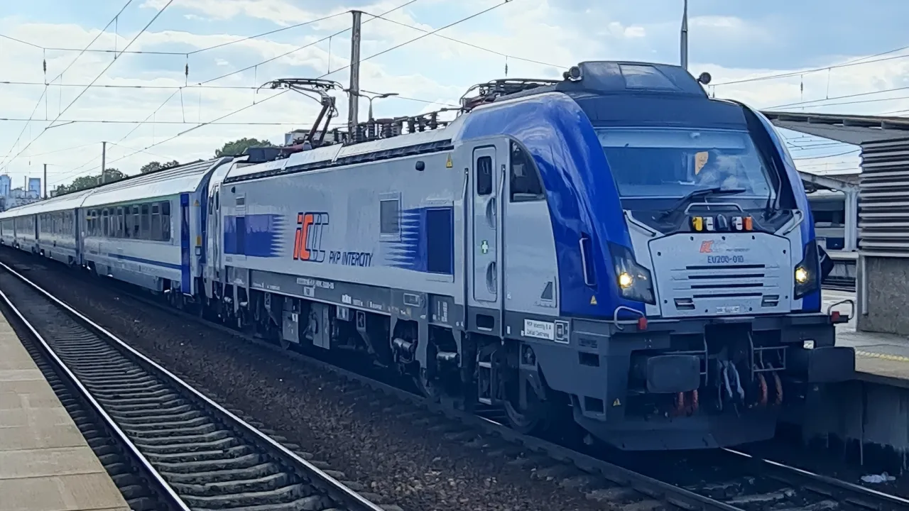 Zdjęcie Warszawa Kołobrzeg ile kilometrów? Sprawdź najkrótszą trasę i czas podróży