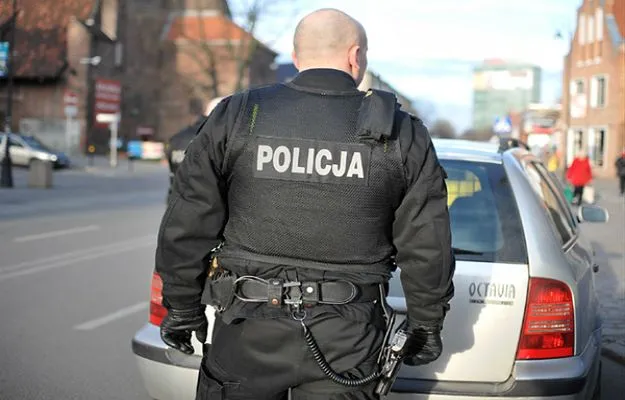 Zdjęcie Czy policja może sprawdzić telefon? Twoje prawa i ochrona prywatności