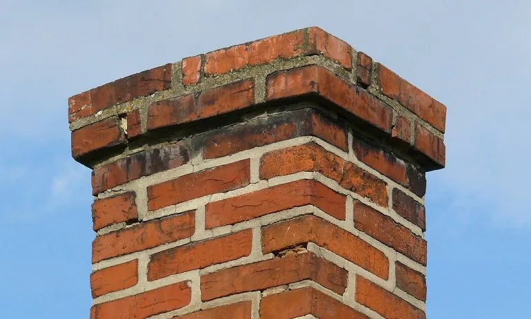 Zdjęcie Czym ocieplić komin na strychu? Kluczowe materiały i techniki izolacji
