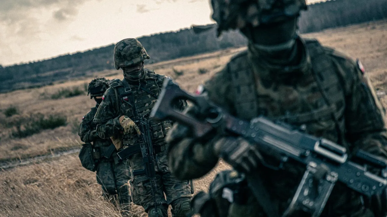 Zdjęcie Ile zarabia podporucznik? Zaskakujące zmiany w wynagrodzeniu w wojsku