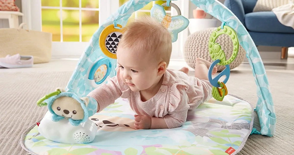 Zdjęcie Od kiedy mata edukacyjna dla niemowląt? Sprawdź, co musisz wiedzieć