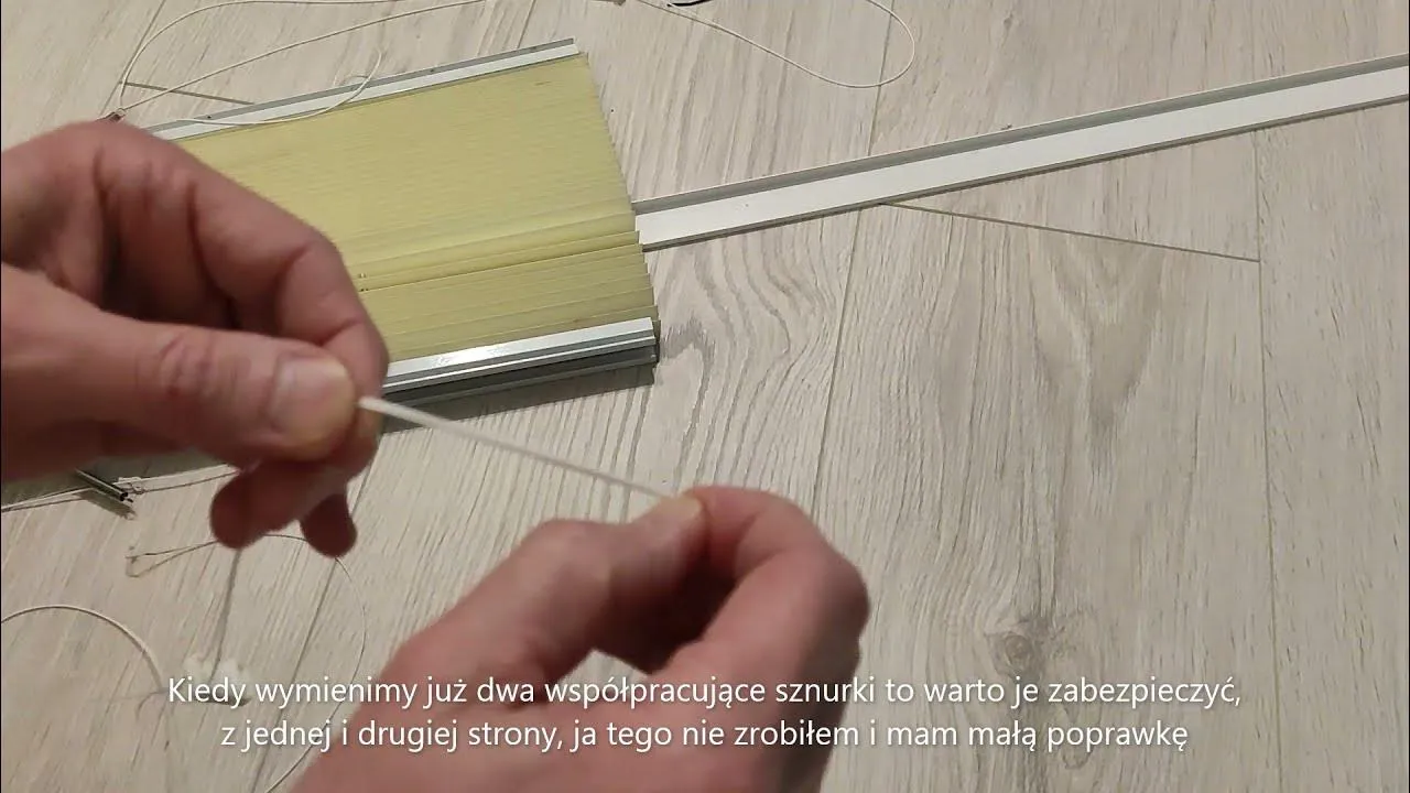 Zdjęcie Jak łatwo przeciągnąć sznurek w roletach wewnętrznych i uniknąć błędów