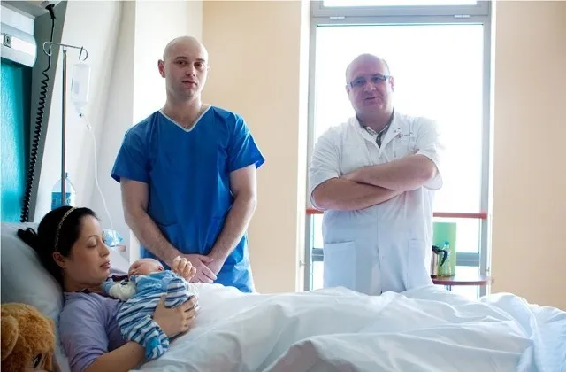 Zdjęcie Kto pracuje w szpitalu? Kultowe odpowiedzi z Familiady!