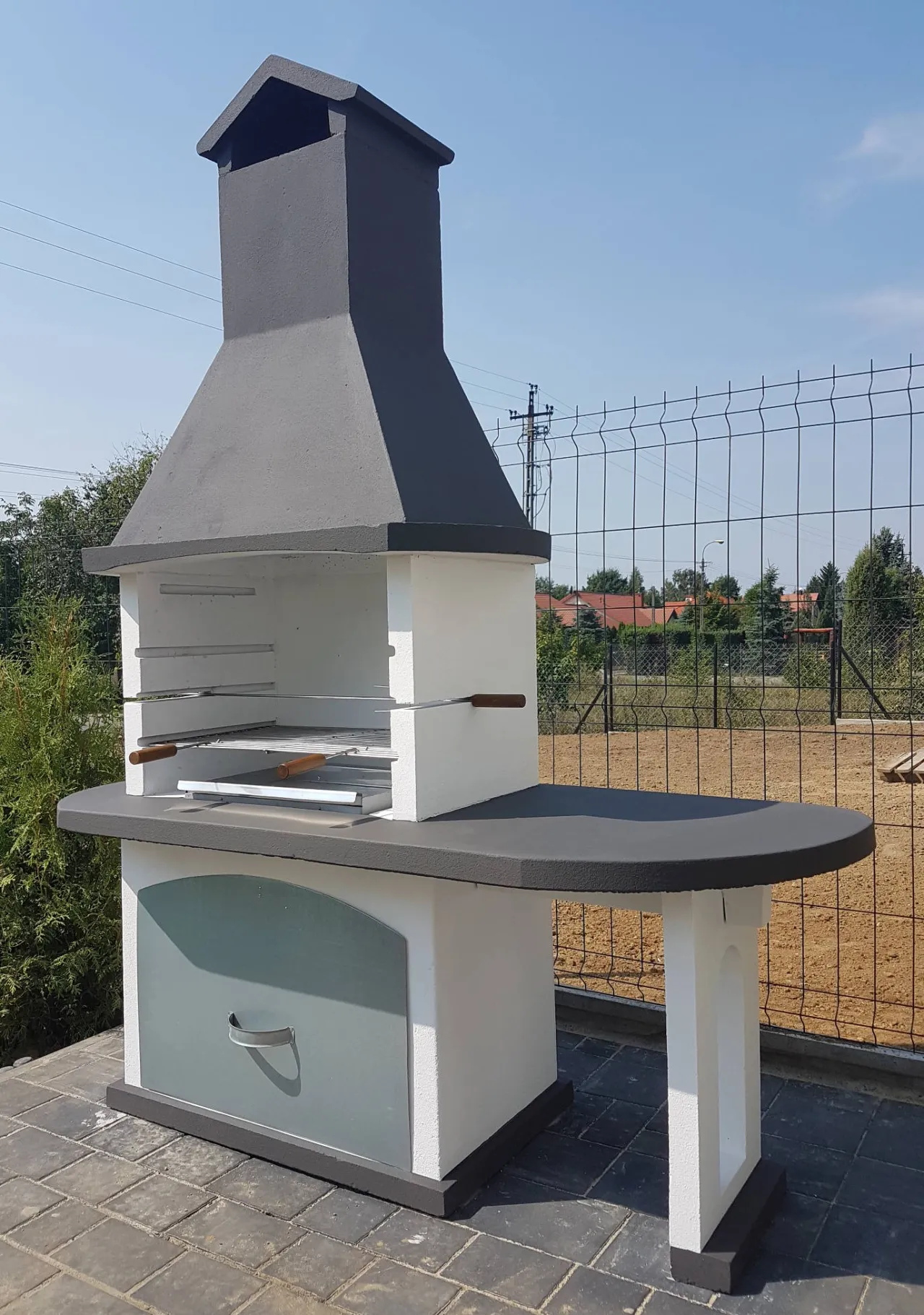 Zdjęcie Jak znaleźć tanie używane grille betonowe na OLX i nie przepłacić