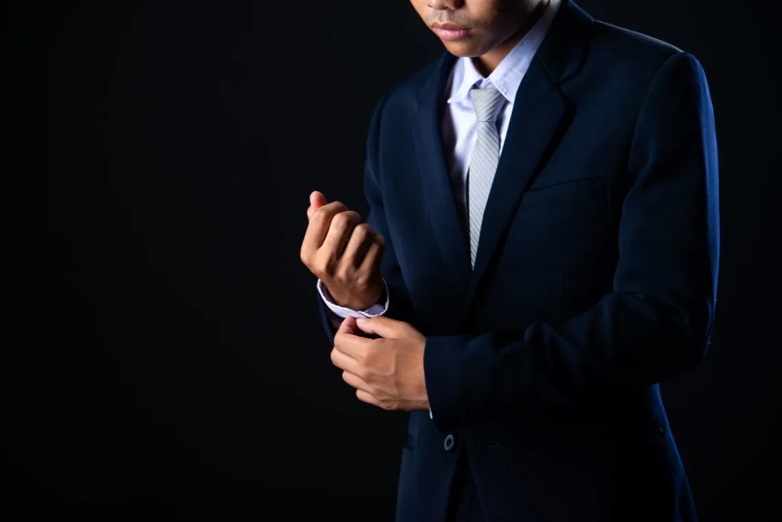 Zdjęcie Ile kosztuje pranie garnituru? Sprawdź ceny i regionalne różnice