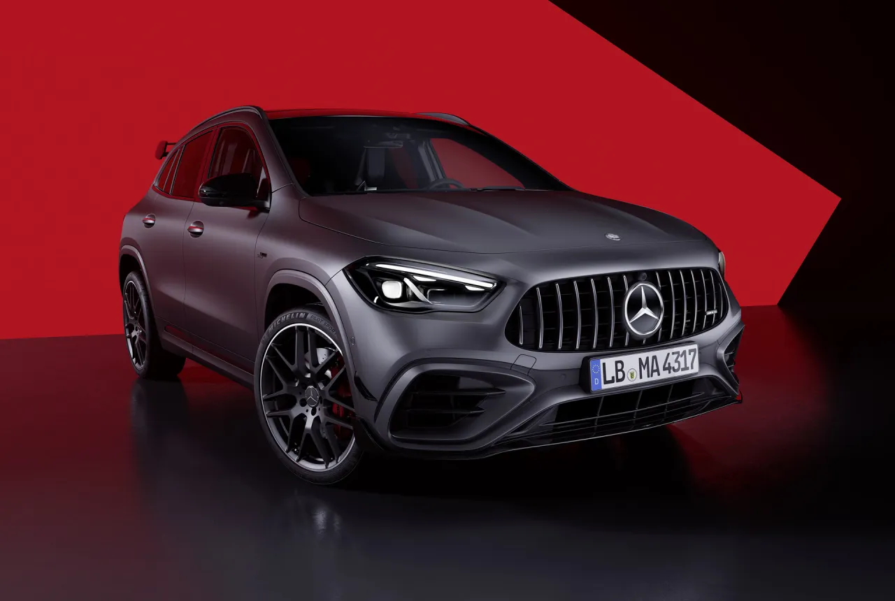 Zdjęcie Mercedes-Benz GLA AMG: Dlaczego warto wybrać ten sportowy SUV?