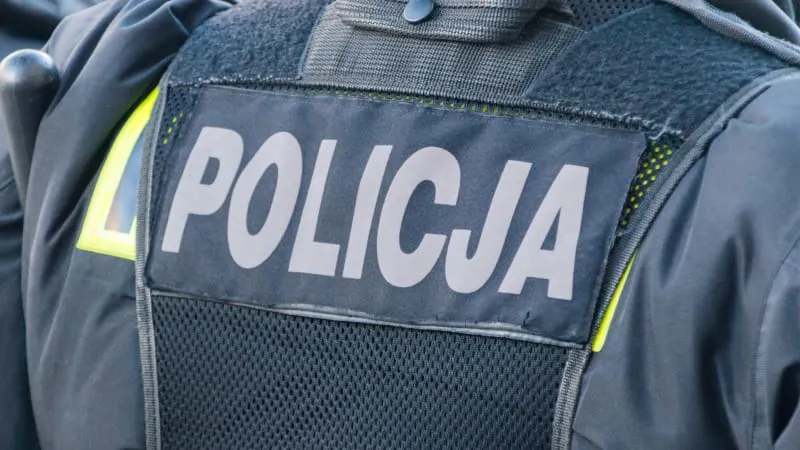 Zdjęcie Zarobki policjanta w Polsce: pensja, dodatki i możliwości awansu