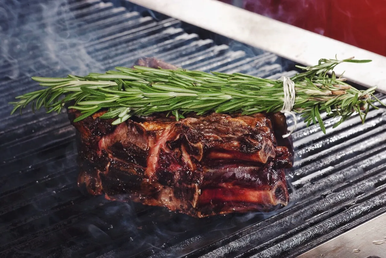 Zdjęcie Grill Royal Berlin – eleganckie steki i niezapomniane widoki
