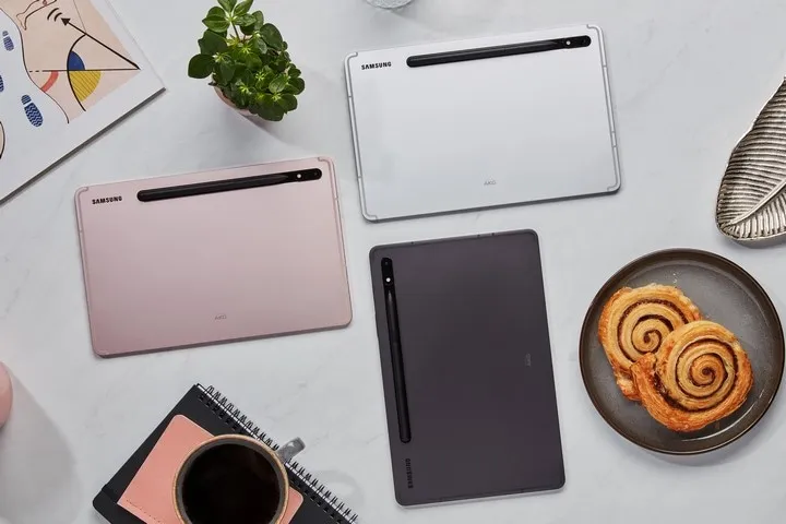 Zdjęcie Tablet czy laptop na studia - co wybrać, by nie żałować?