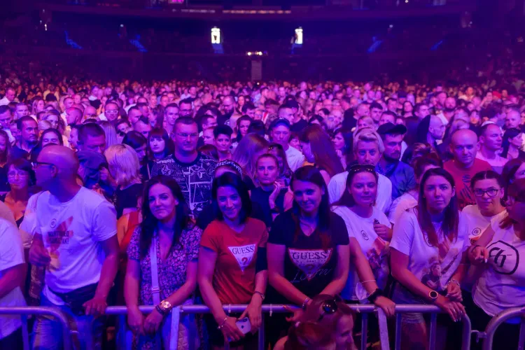 Zdjęcie Ile trwa koncert Chylińskiej? Czas trwania, support, bisy i cały wieczór