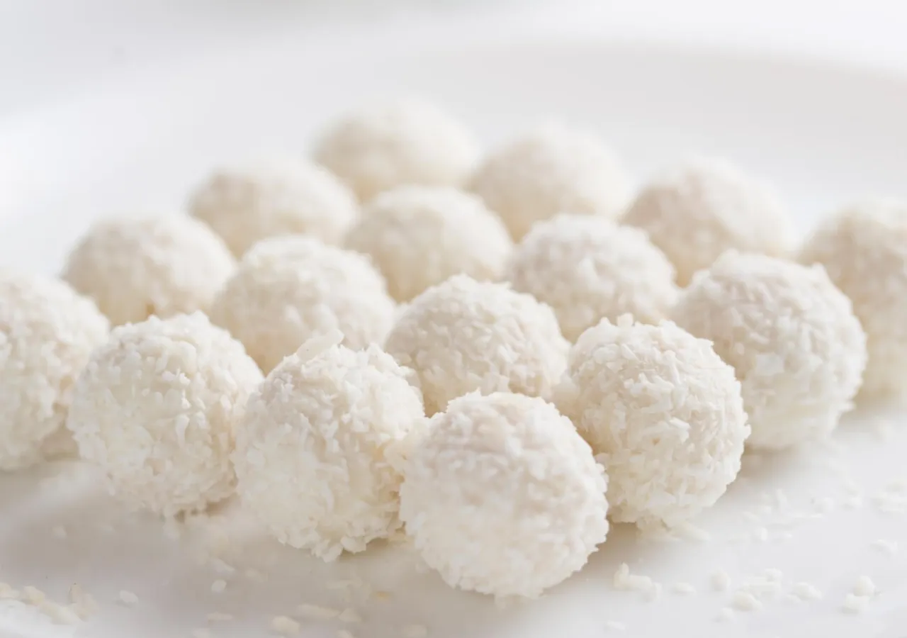 Zdjęcie Ile kcal ma rafaello? Kaloryczność i skład pralinek Raffaello