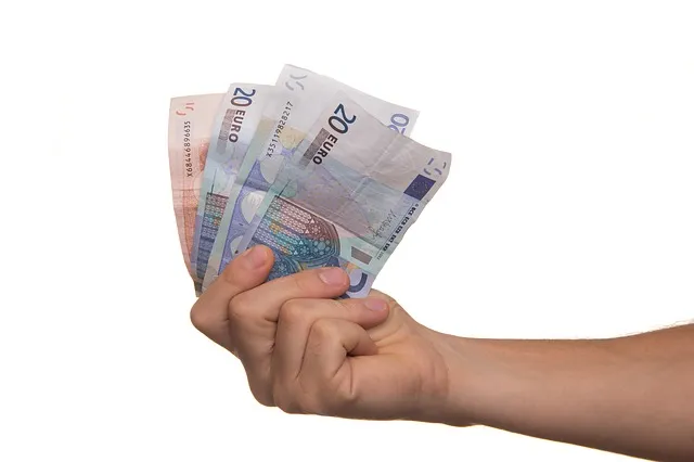Zdjęcie Kto płaci za badania DNA zlecone przez sąd? Sprawdź, by uniknąć kosztów
