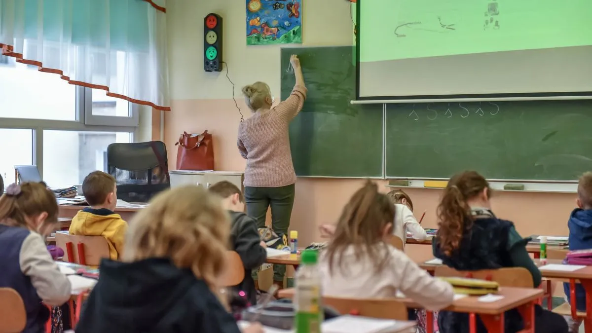 Zdjęcie Charakterystyka stanowiska pracy nauczyciela: co musisz wiedzieć przed startem