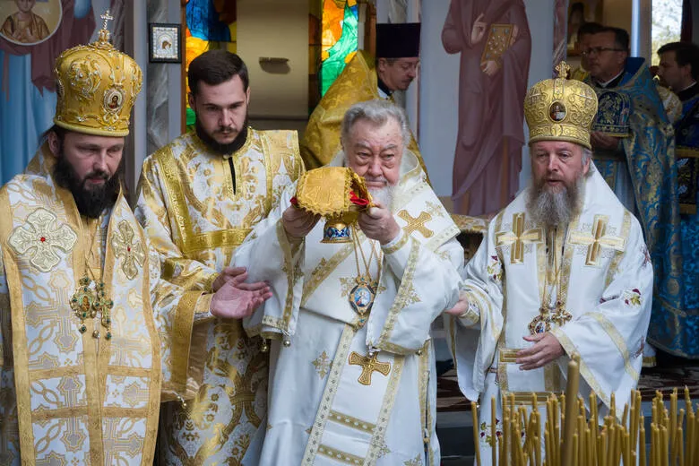 Zdjęcie Kto stoi na czele kościoła prawosławnego? Poznaj jego wpływ i rolę