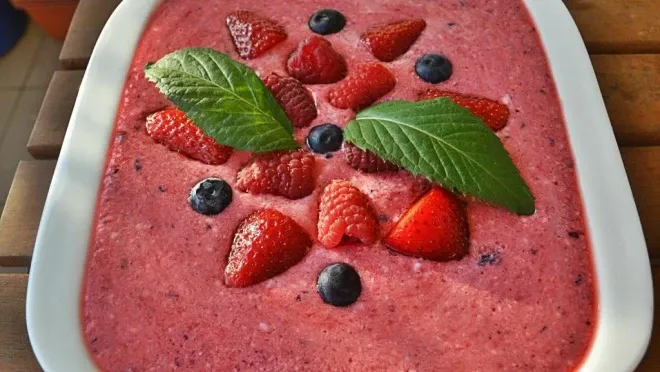 Zdjęcie Jak zrobić zupę owocową, aby zachwycić smakiem i orzeźwieniem