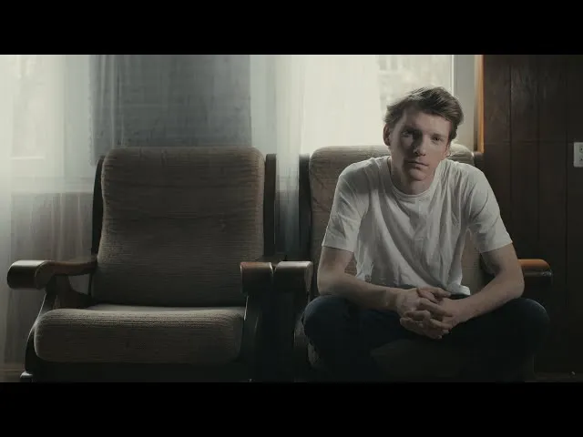 Zdjęcie Kękę kawał - odkryj emocjonalne teksty i najważniejsze utwory