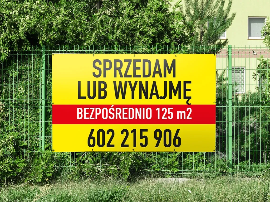 Zdjęcie Ile kosztuje powieszenie reklamy na płocie? Zaskakujące ceny!