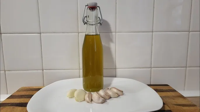 Zdjęcie Jak zrobić oliwę smakową w domu – proste przepisy i porady