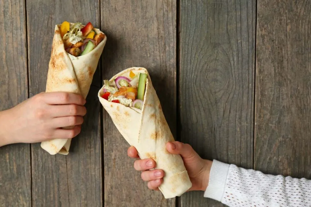 Zdjęcie Co to jest kebab? Odkryj fascynującą historię i smaki tej potrawy