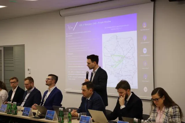 Zdjęcie Jak skutecznie poruszać się po lotnisku Chopina w Warszawie?