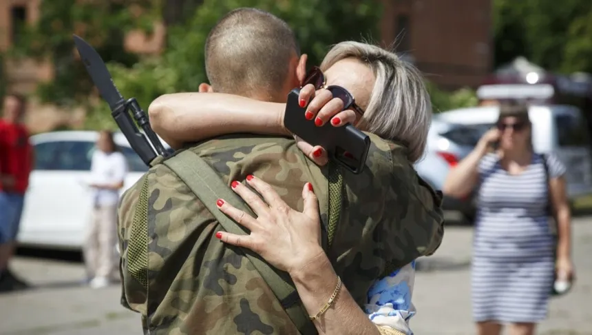Zdjęcie Ile trwa dobrowolna zasadnicza służba wojskowa? Sprawdź szczegóły.