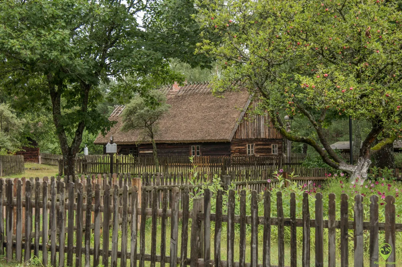 Zdjęcie Wdzydze Kiszewskie skansen: odkryj fascynującą historię i atrakcje