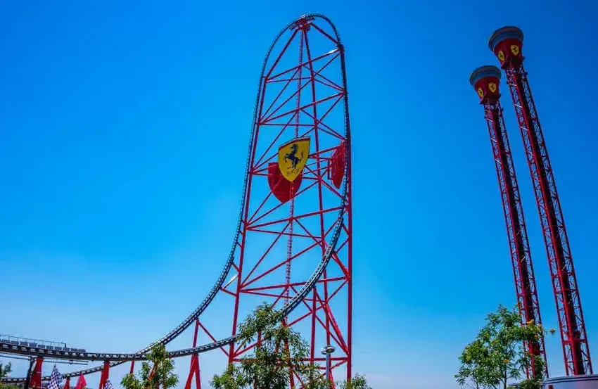 Zdjęcie Parques de atracciones en Espa&ntilde;a: Tu gu&iacute;a para una aventura inolvidable