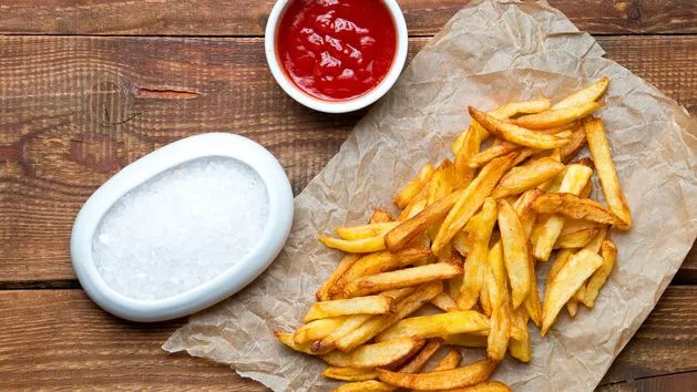 Zdjęcie Jakie ziemniaki na frytki? Wybierz idealne i smaż jak szef kuchni!