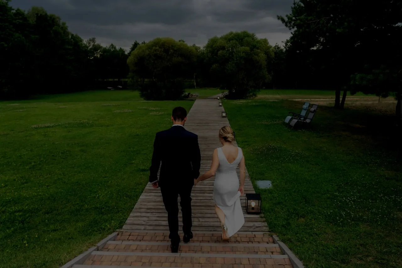 Zdjęcie Ile kosztuje fotograf na wesele 2026? Ceny, pakiety i porady