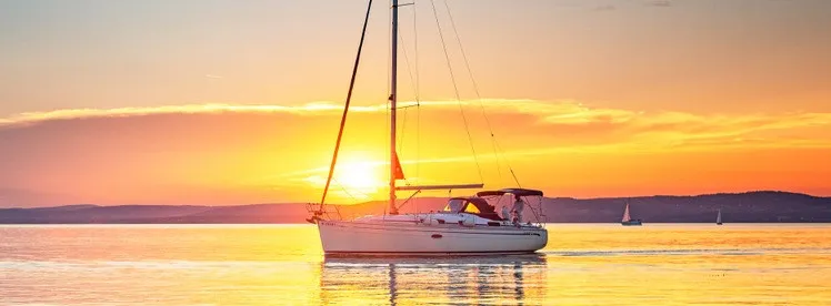 Zdjęcie Plaża w Siofok - Znajdź Najlepsze Miejsca na Plaży i Spędź Niezapomniane Wakacje nad Balatonem