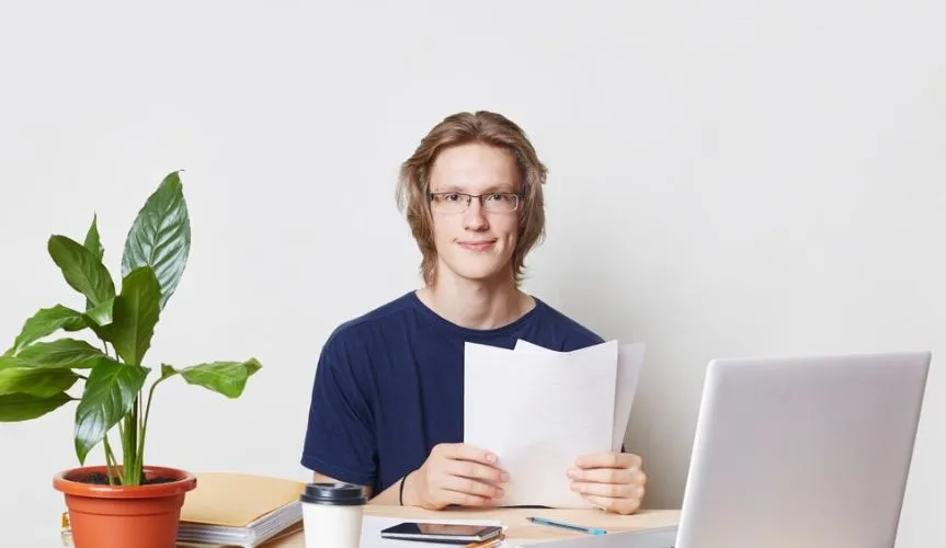 Zdjęcie Jak uzyskać odpis świadectwa maturalnego - uniknij problemów i kosztów