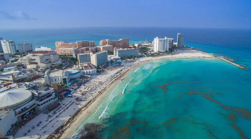 Zdjęcie Cancun kiedy jechać, aby uniknąć deszczu i cieszyć się słońcem