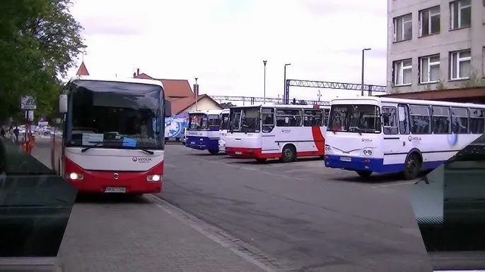 Zdjęcie Jak dojechać z Kołobrzegu do Niechorza? Sprawdź tanie opcje podróży