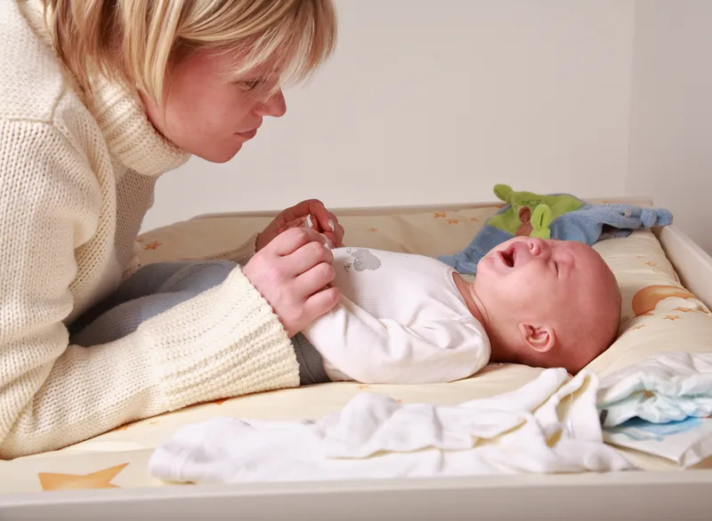 Zdjęcie Dlaczego 2-miesięczne dziecko nie sika w nocy? Rozwój pęcherza