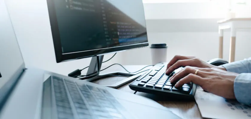 Zdjęcie Laptop czy komputer stacjonarny – co wybrać, by nie żałować decyzji?