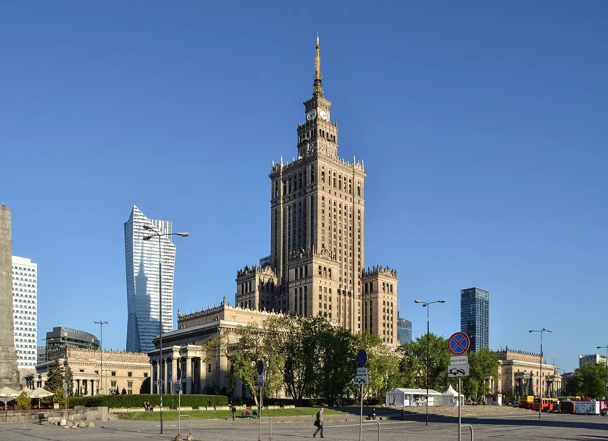 Zdjęcie 12 fascynujących ciekawostek o Pałacu Kultury i Nauki, które cię zaskoczą