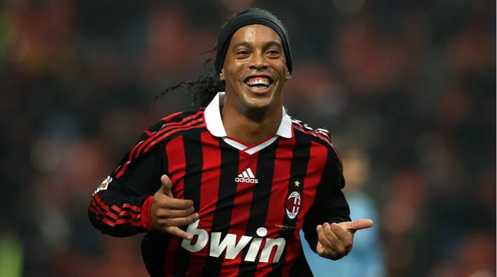 Zdjęcie Ronaldinho wiek - ile ma lat jeden z najlepszych piłkarzy w historii?