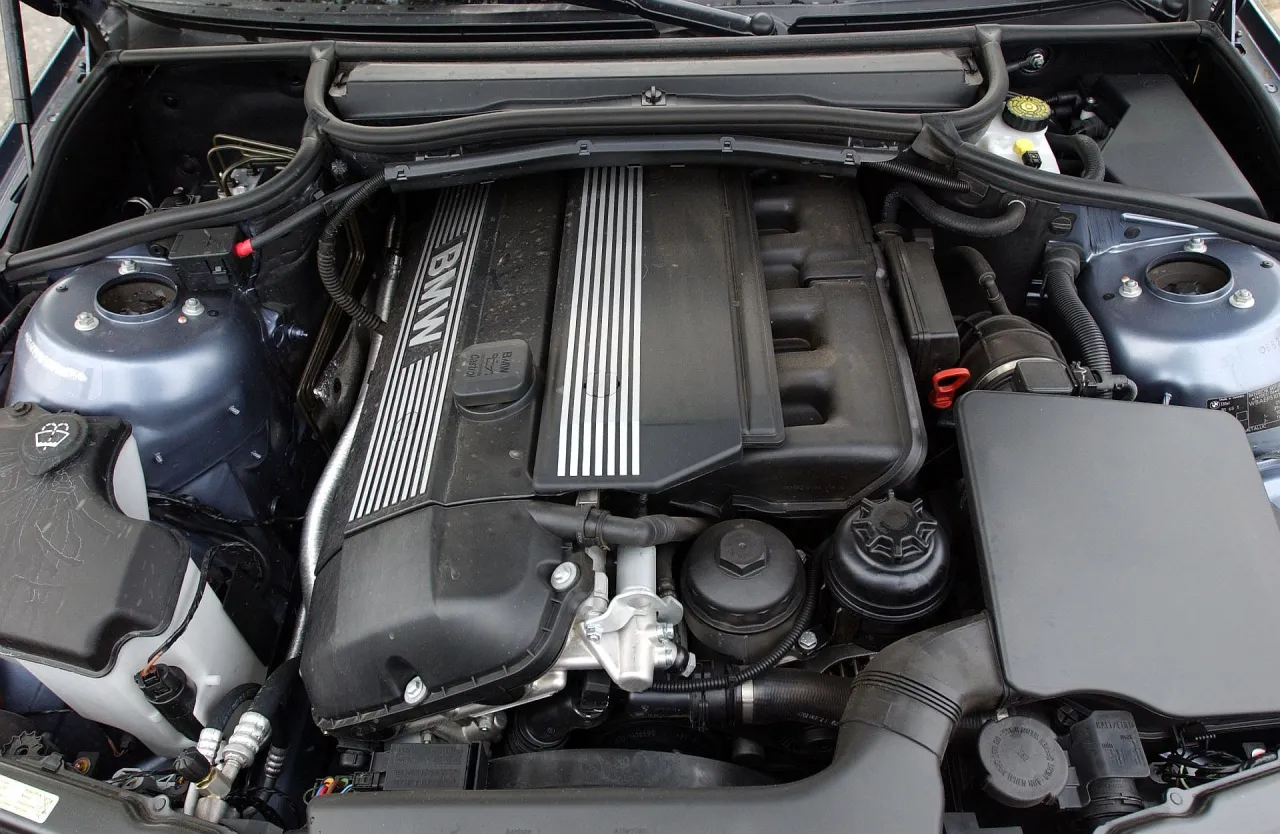 Zdjęcie BMW E46 jaki silnik benzynowy - najlepsze wybory dla niezawodności