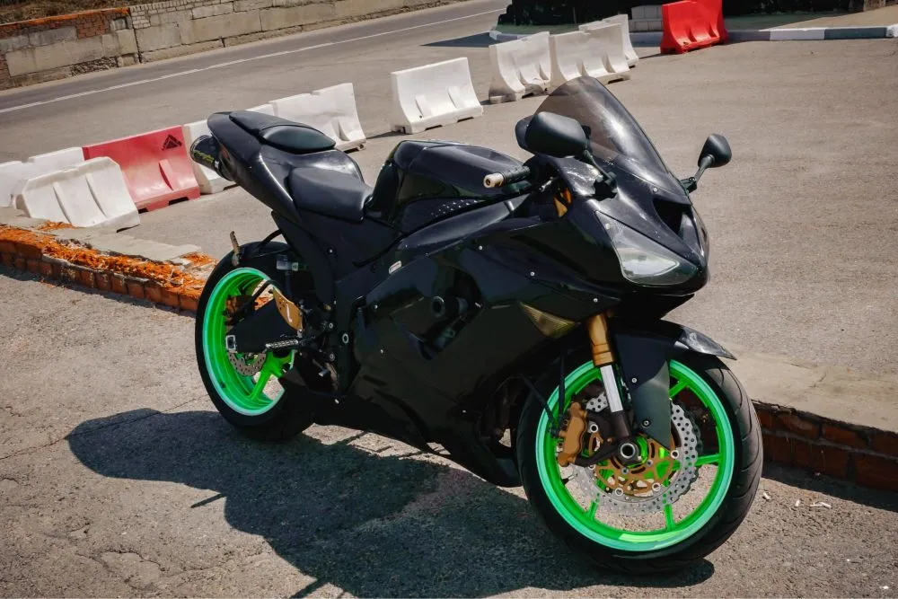 Zdjęcie Jakie enduro do 15 tys - najlepsze modele, które nie rozczarują