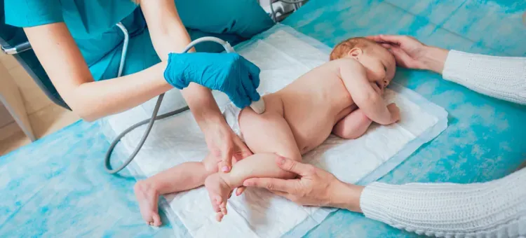 Zdjęcie Kiedy wykonać badanie bioderek u niemowląt, aby uniknąć problemów?
