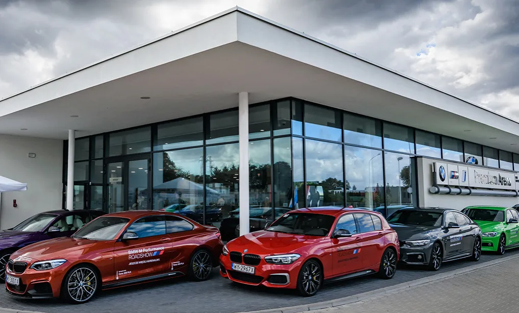 Zdjęcie BMW M8 Coupe - moc, osiągi i ceny, które Cię zaskoczą