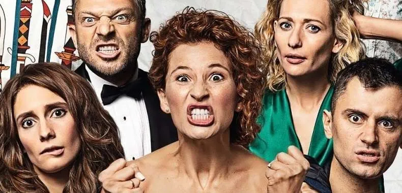 Zdjęcie Atak paniki - Brutalna recenzja filmu, który podzielił polską widownię