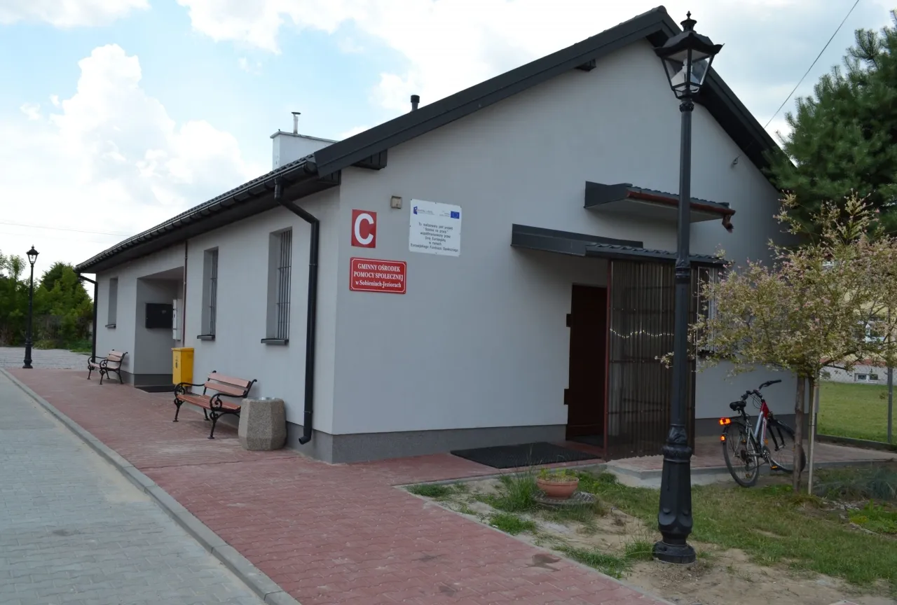 Zdjęcie GOPS Jeziora Wielkie - kompleksowa pomoc społeczna i wsparcie dla Ukrainy