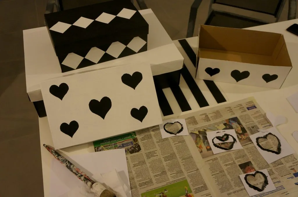 Zdjęcie Jak zapakować pudełko po butach, aby uniknąć uszkodzeń i strat