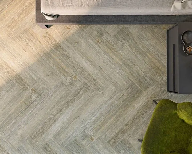 Zdjęcie Jak dobrać idealną fugę do płytek drewnopodobnych – uniknij błędów i ciesz się efektem