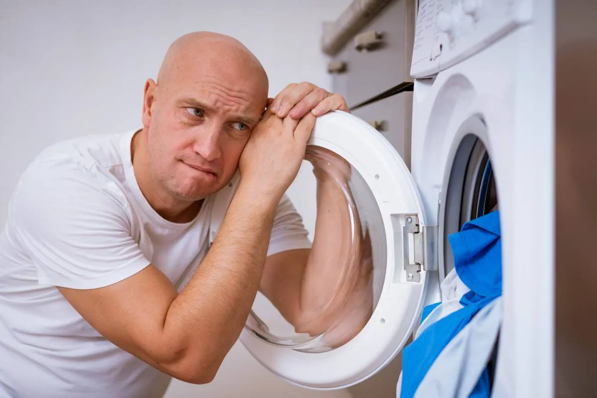 Zdjęcie Jak naprawić błąd F08 w pralce Whirlpool i uniknąć kosztownych napraw