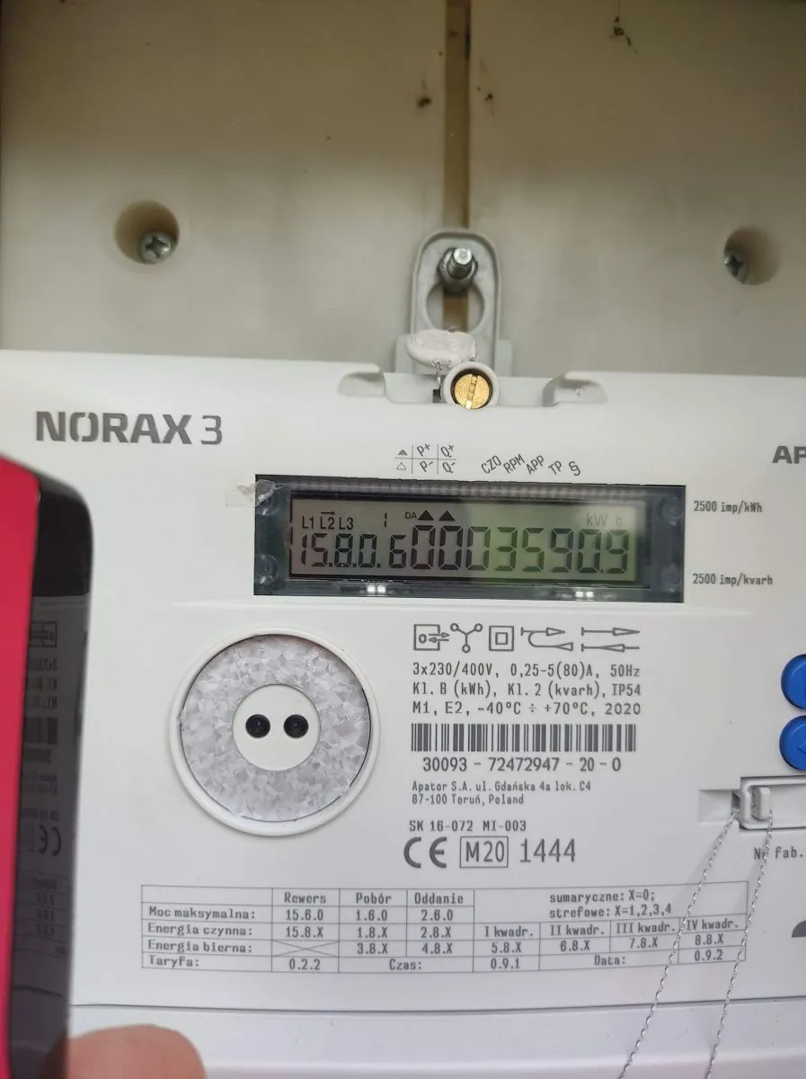 Zdjęcie Jak odczytać licznik prądu Norax 3? Poradnik i instrukcja 2025