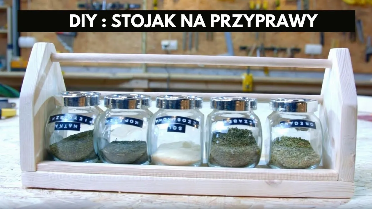 Zdjęcie Tanie i proste DIY: Jak zrobić stylową półkę na przyprawy w domu