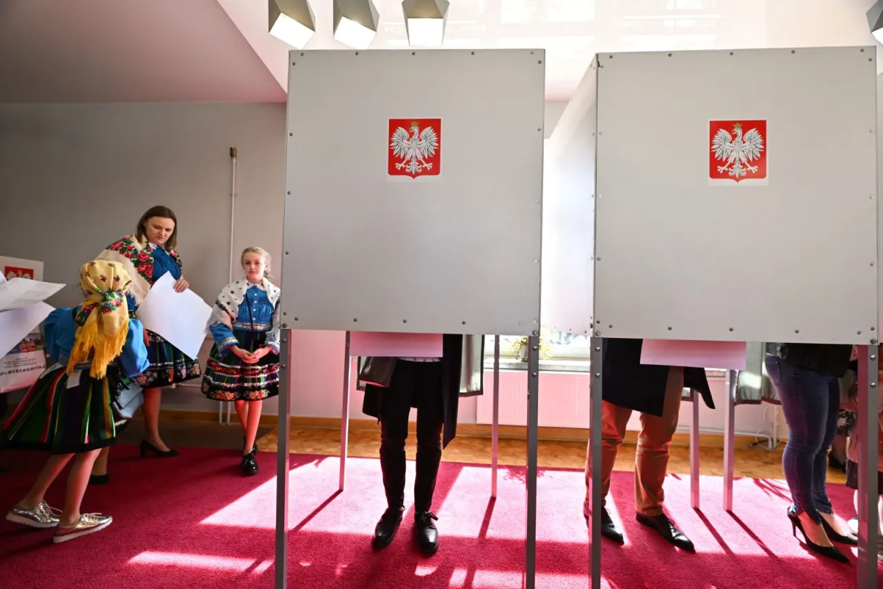 Zdjęcie Gdzie rządzi PiS? Zaskakujące fakty o ich władzy w Polsce