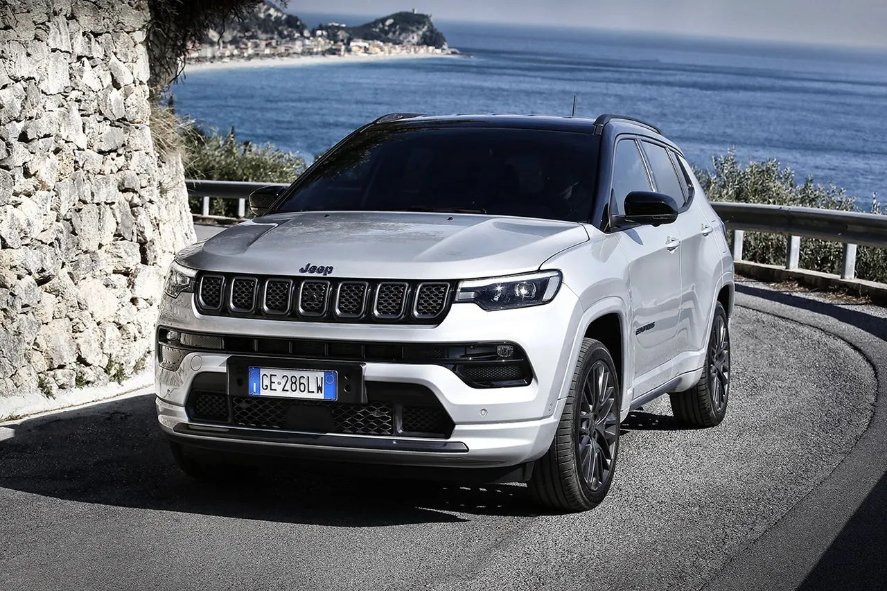 Zdjęcie Jeep Compass czy warto kupić? Zobacz zalety i wady tego SUV-a